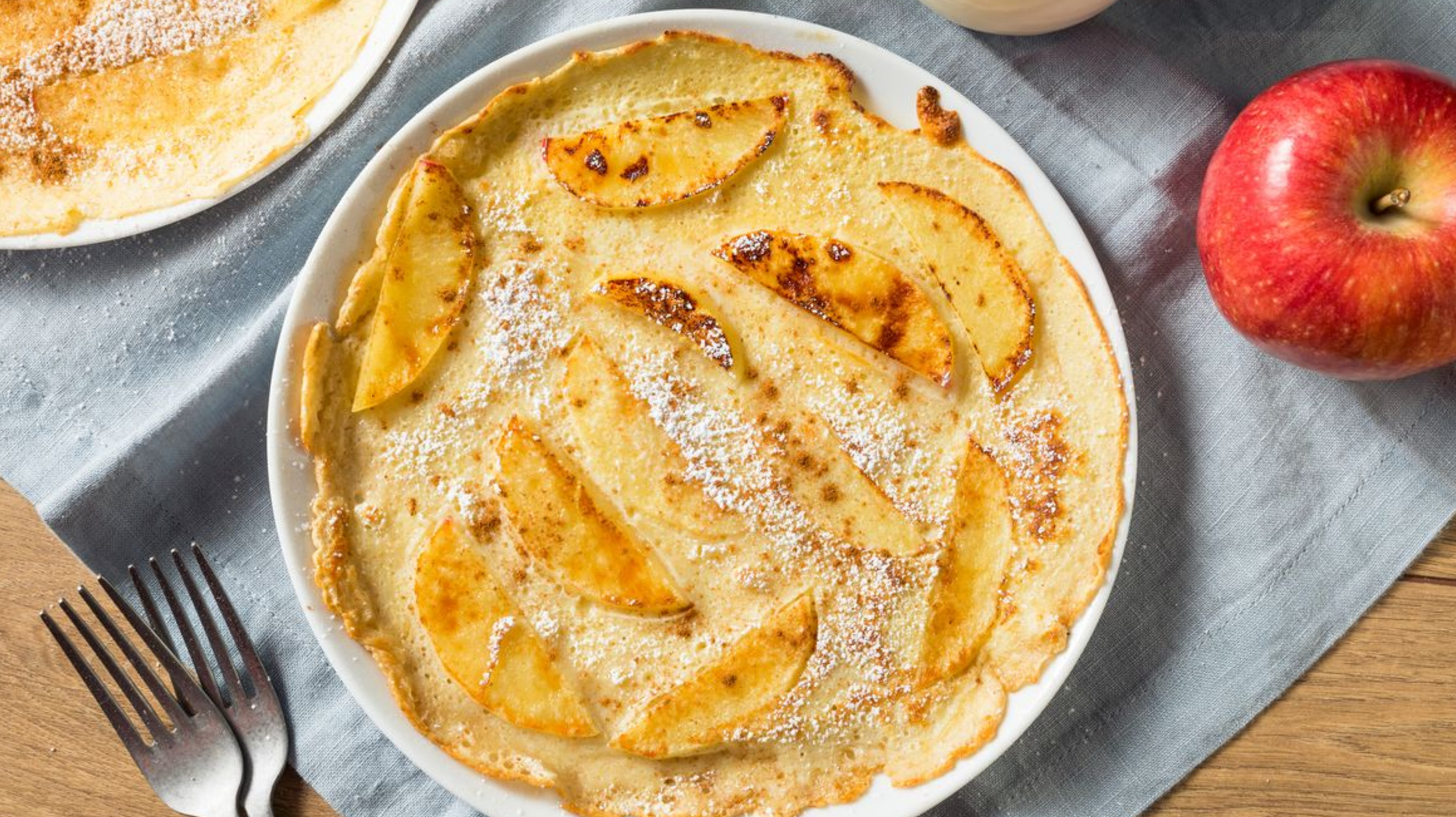 La meilleure recette au monde de crêpes aux pommes classiques comme celles de grand-mère