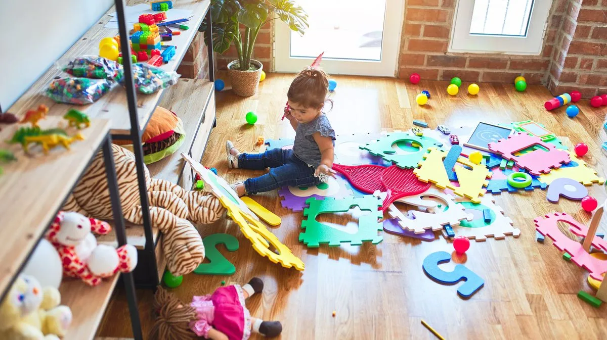 Des astuces de rangement ingénieuses pour plus d'ordre dans la chambre des enfants