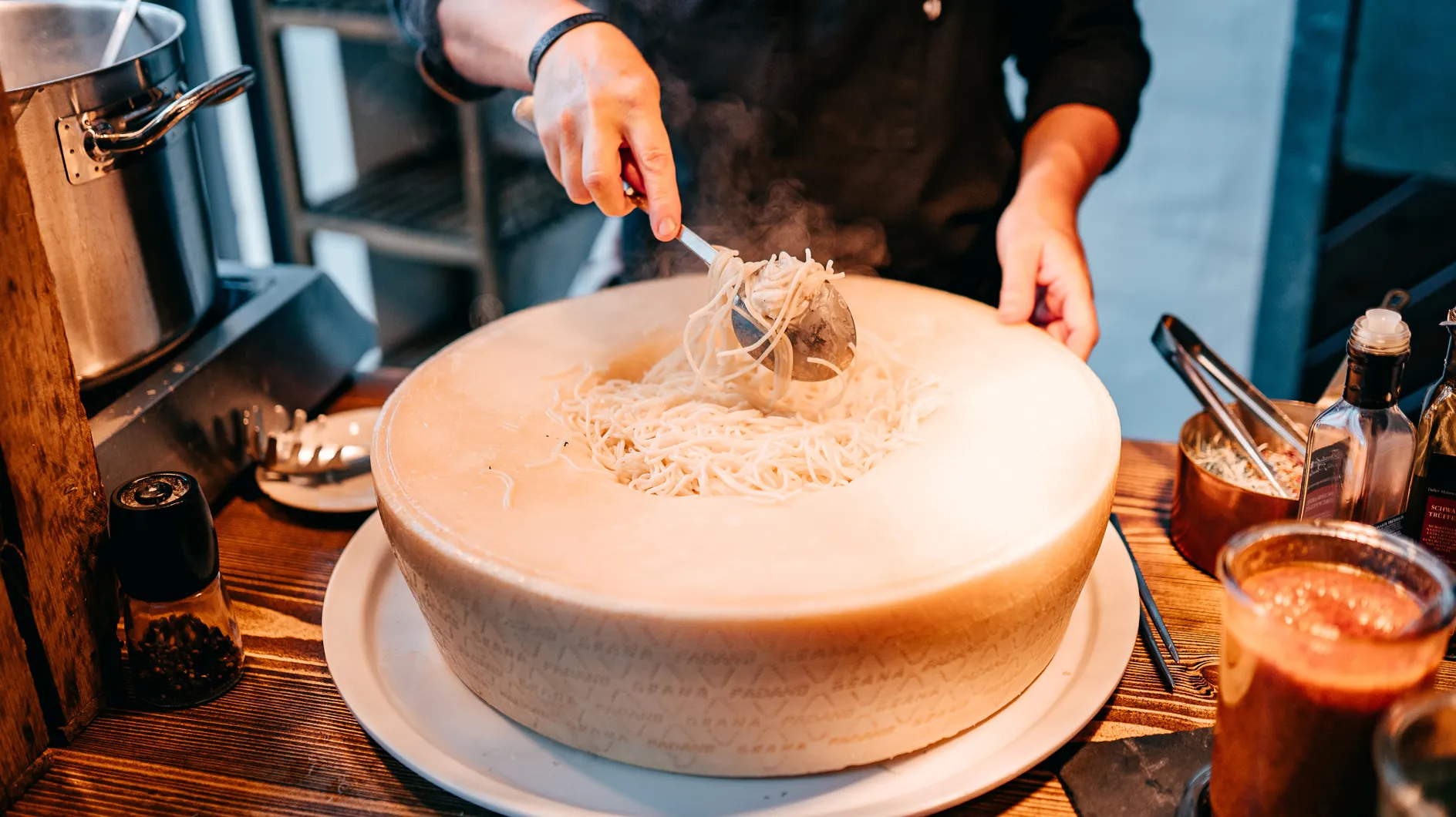 Parmesan pendant la grossesse : Voici ce qu'il faut savoir sur le fromage à pâte dure