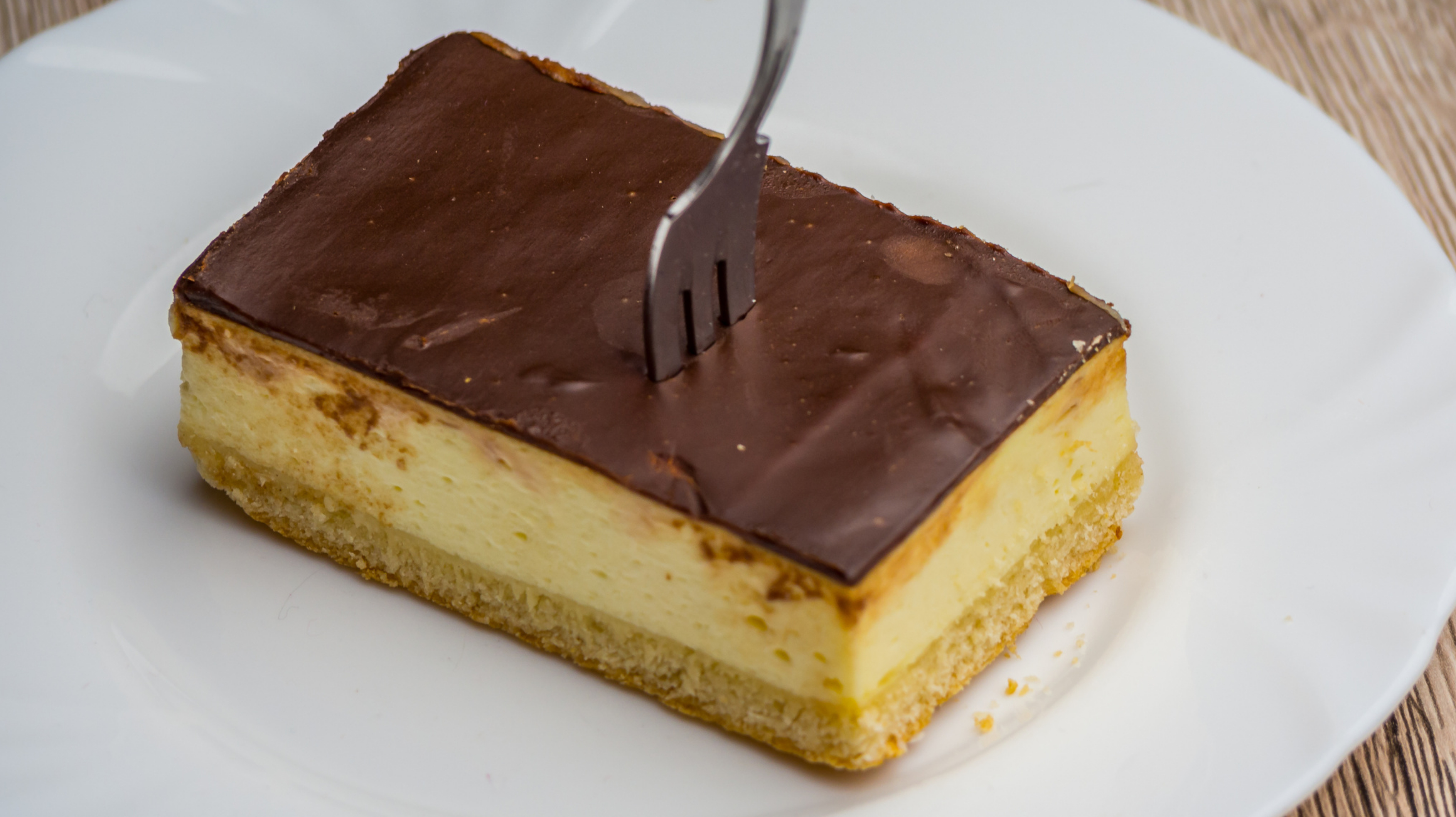 Recette des classiques de la RDA : Gâteau divin au GPL avec pudding