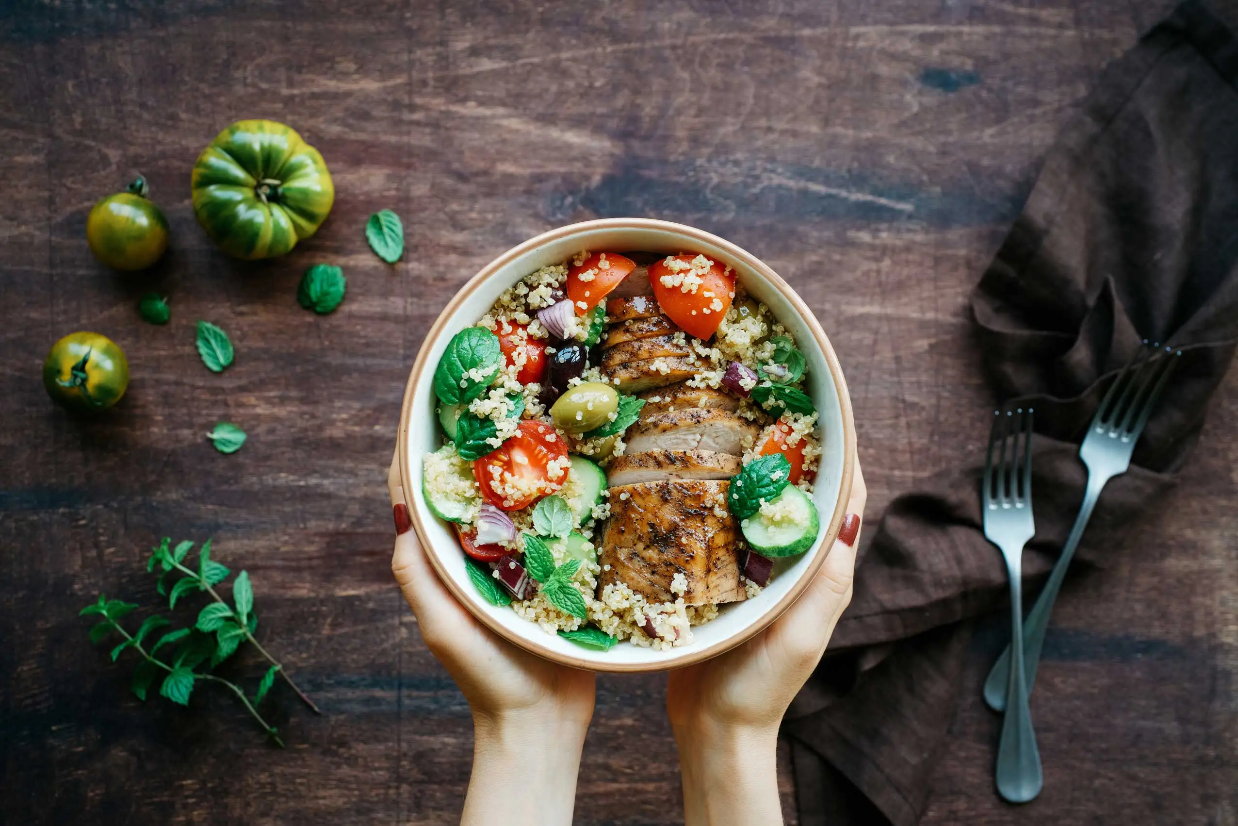 Cuisine fitness faite vite : blanc de poulet, quinoa et légumes