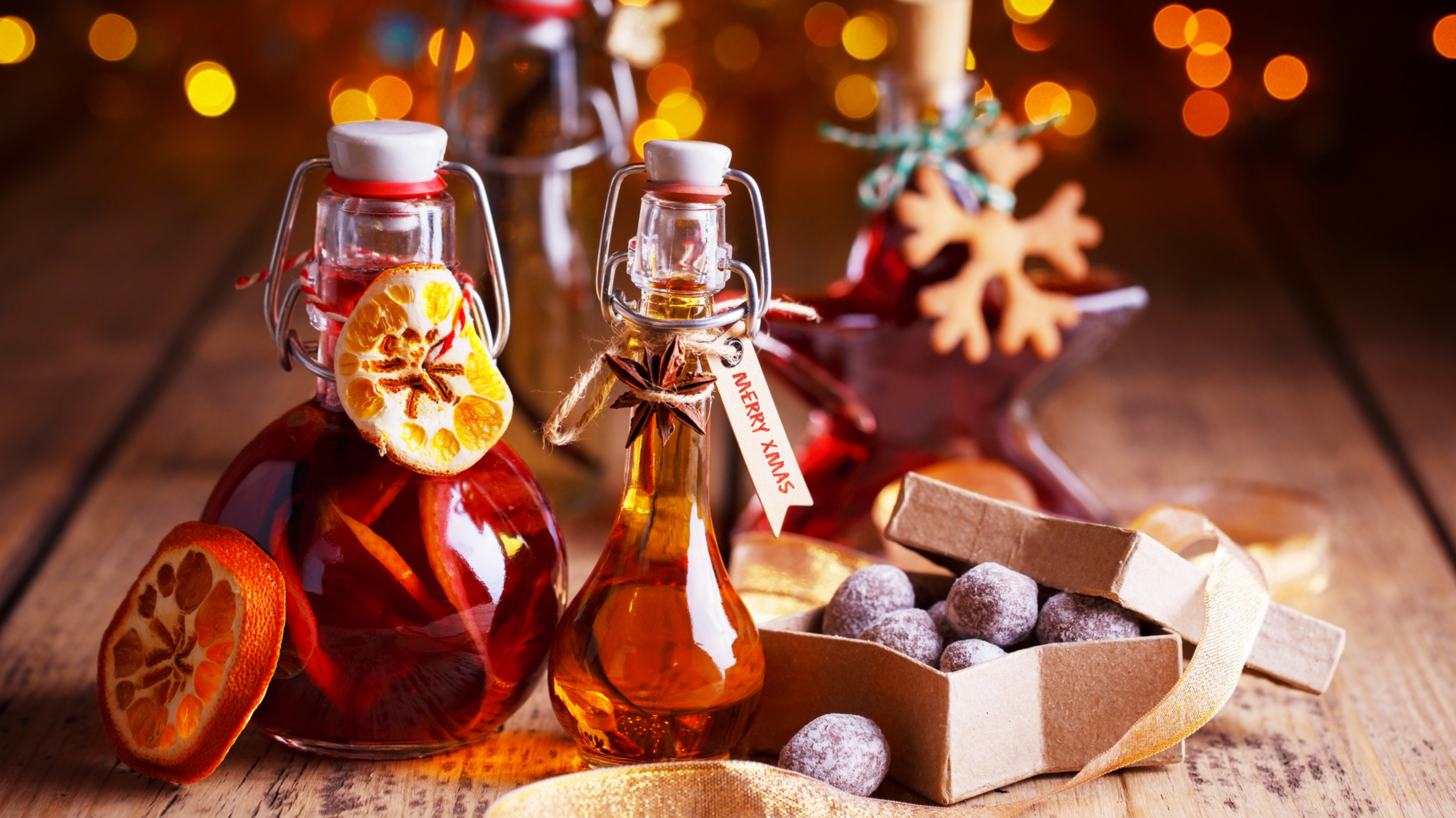 Liqueur de pomme cuite rapidement à base de jus de pomme : idée de dernière minute pour Noël