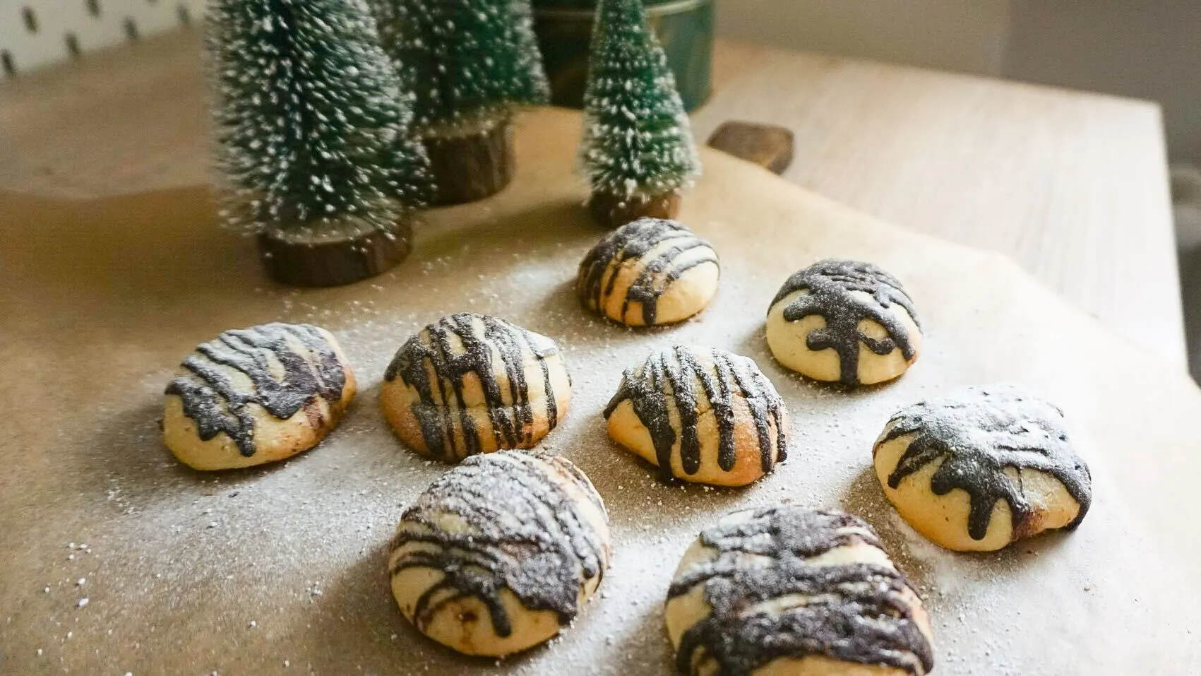 Biscuits simples à la pâte d'amande à l'orange : le point culminant de chaque assiette à biscuits