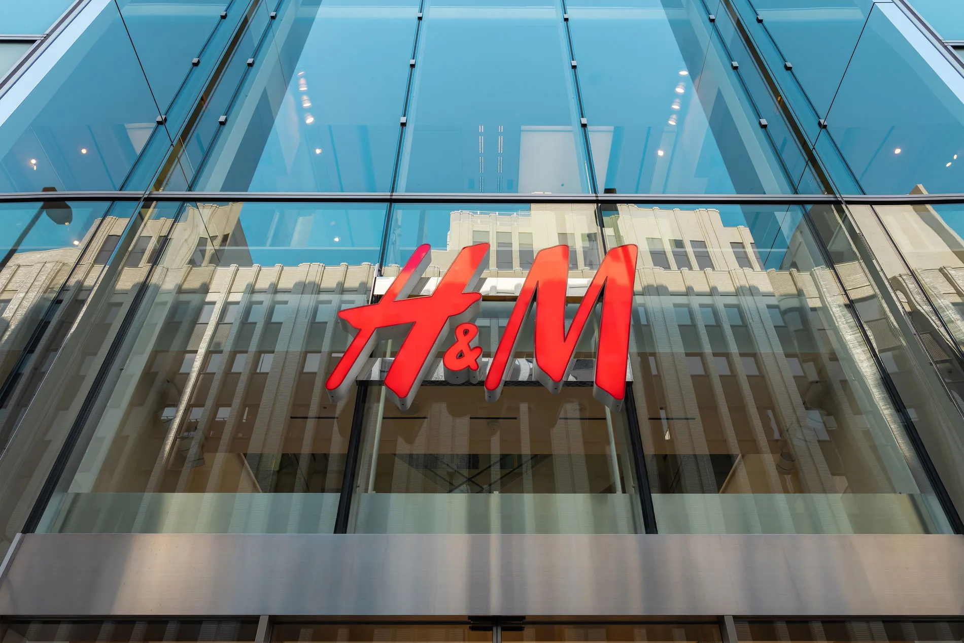 A l'air super dans le sport: H&amp;M a la tenue de gym parfaite pour le pilates ou l'entraînement en force