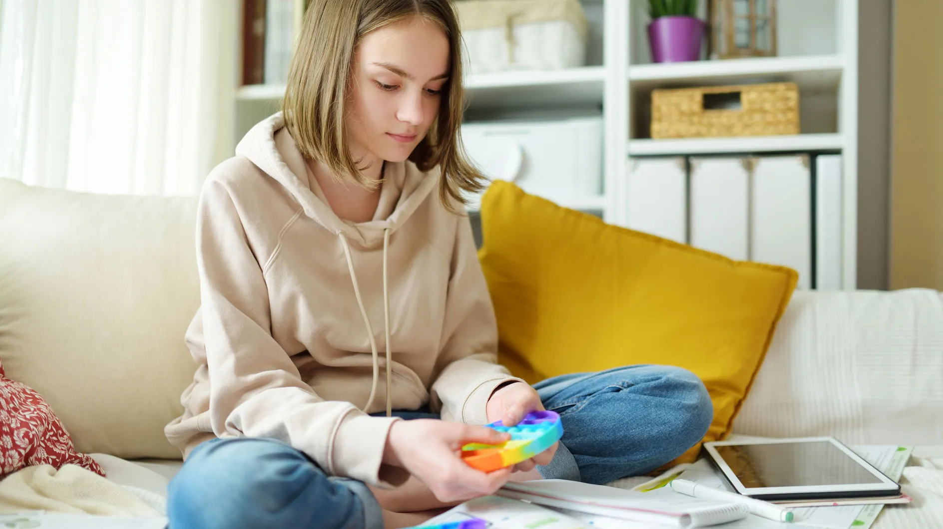 Génération stressée : pourquoi nos enfants se sentent moins résilients et ce qui les aide