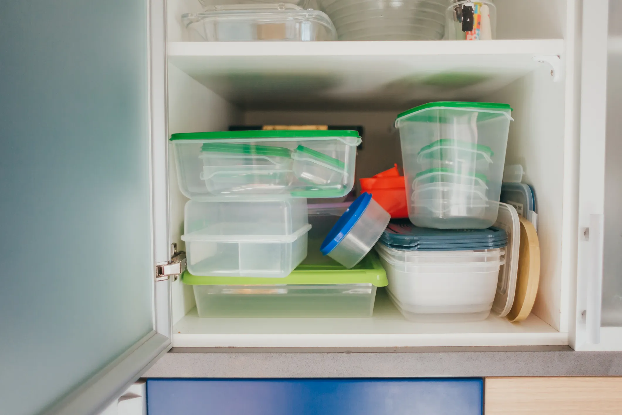 Enfin, commandez dans le chaos de la boîte à pain: ces aides à la cuisine mettent fin à Tupper-tétris